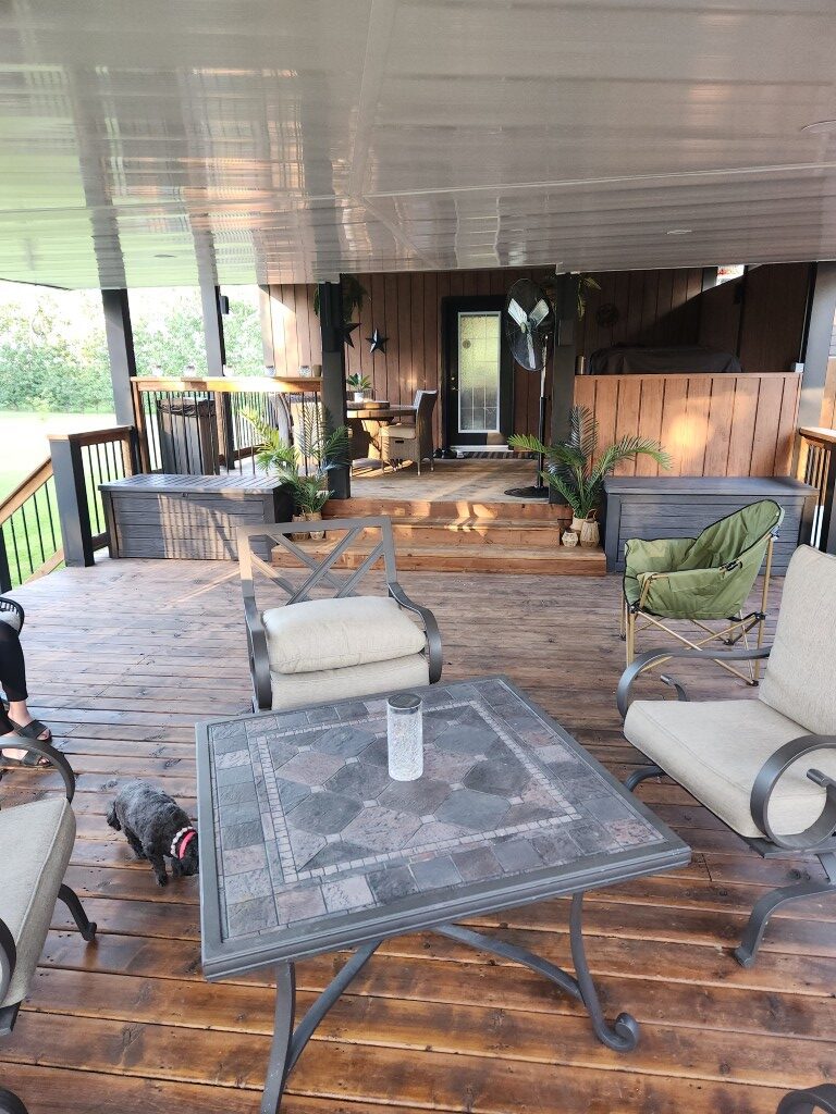 T75 Panel Light Pine